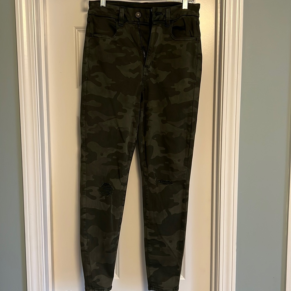 American Eagle Next Level Stretch pants in dark green camo